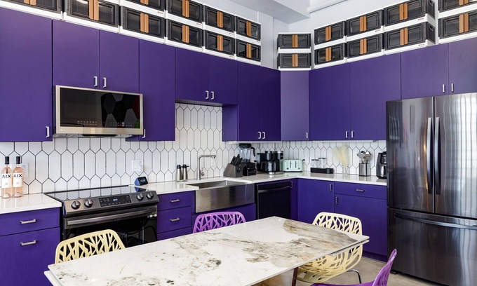 MLK Apartment | Stylish, vibrant, new apartment just East of downtown Austin!