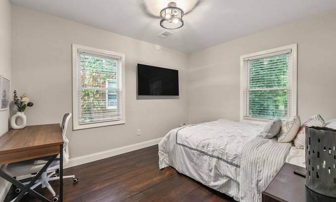 Sylvan Hills House | Stylish Welcoming Atlanta Getaway