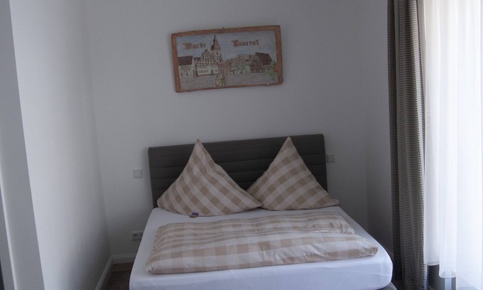 Rosstal Apartment | Stylishly furnished apartment (30m2) for 2 people