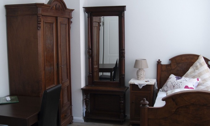 Rosstal Apartment | Stylishly furnished studio (20m2) for 1 person