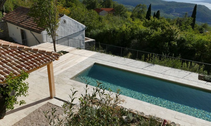 Grizane House | Stylishly renovated stone house with comfort, sea views, pool and large garden