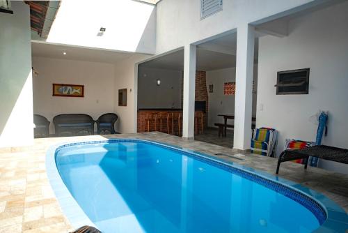 Praia da Armacao do Itapocoroi House | SUA CASA DE FÉRIAS 5 MINUTOS a pé do BETO CARRERO!
