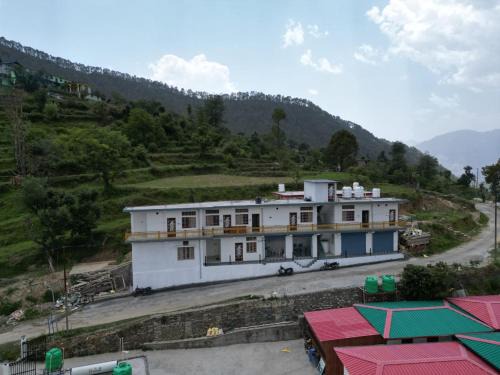 Barkot Hotel | Subhadra Palace