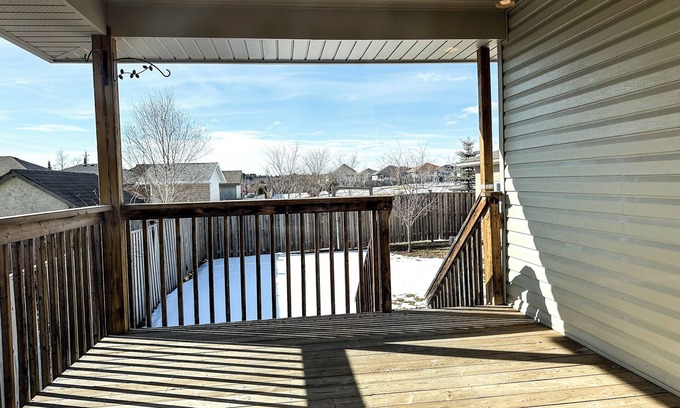 Thunder Bay House | Suburban Luxury 4 Bedroom Property