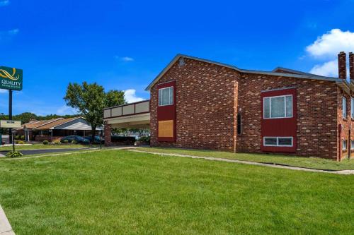 Millville Hotel | Suburban Studios Millville