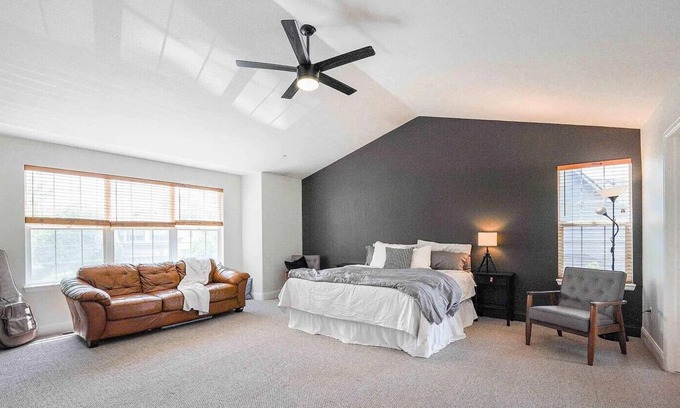 Firestone House | Suburban Villa with ALL the Amenities