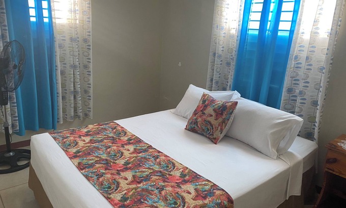 Spring Village House | SuCasa Vacation Home