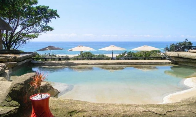 Elysium Bed & Breakfast | Sugar Beach Resort