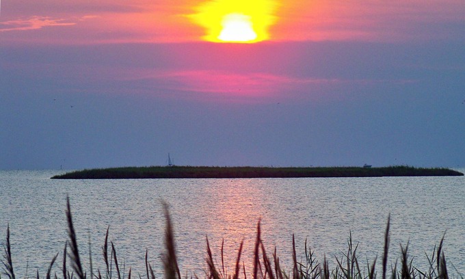 Nags Head Condo | Sugar Creek Condo on the Sound!