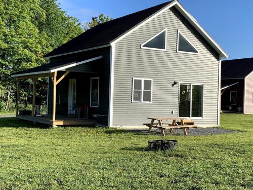 Stowe Area House | Sugar House Cottage close to Smugglers Notch