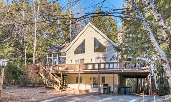 Moultonborough House | Suissevale on Winnipesaukee Home For 11
