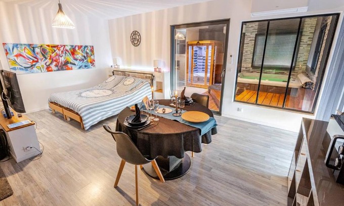 Les Mees Villa | Suit Dream Bleue