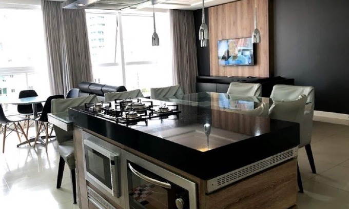 Andorinha Apartment | SUITABLE NEW MODERN c / 3 suites / 4 Aircon / 4 TV's LED / Wifi / 2 garages