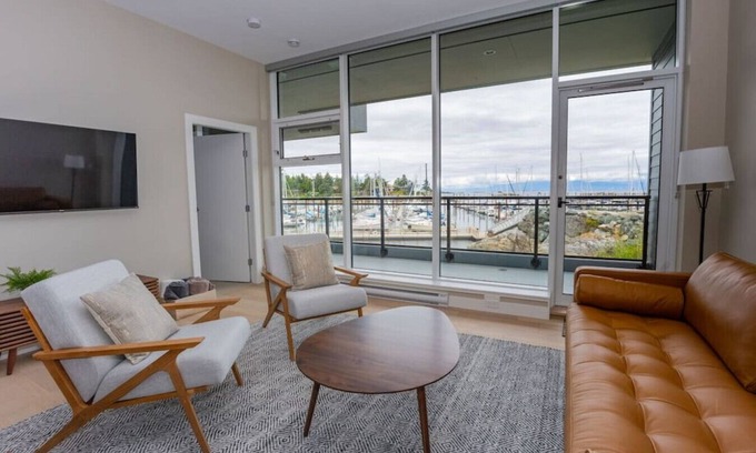 Regional District of Nanaimo Apartment | Suite #113 Contemporary Accommodation Patio Suite