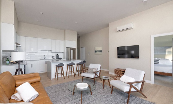 Regional District of Nanaimo Apartment | Suite #205 Contemporary Accommodation Patio Suite