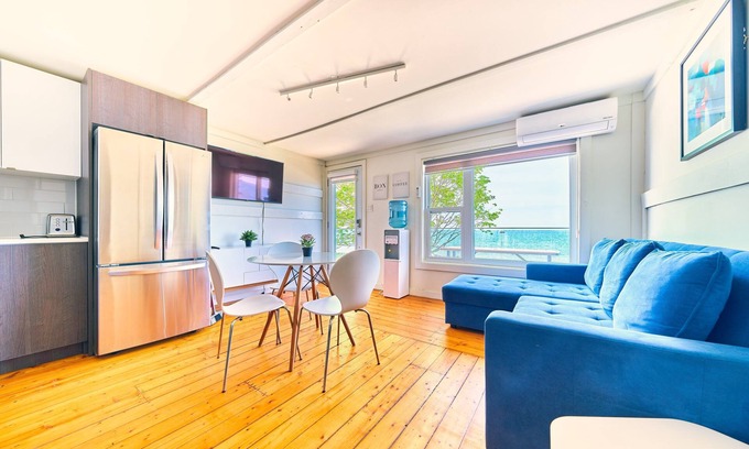 Wainfleet Cottage | Suite 209: Beautiful 2-Bedroom Beachfront Suite