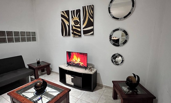 Cuautitlan Izcalli Apartment | SUITE 2B CAPACITY UP TO 8 PERSONS