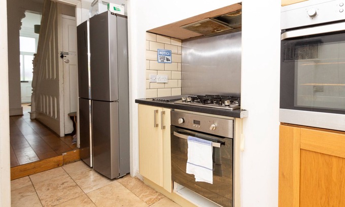 Offerton Bed & Breakfast | Suite 3: Trendy Private Room near City Centre