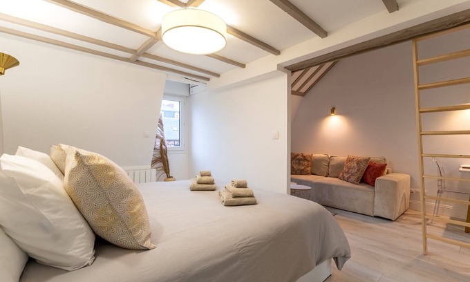 Gare-Jouvenet Apartment | Suite Cathédrale Haut de Gamme + Parking Couvert