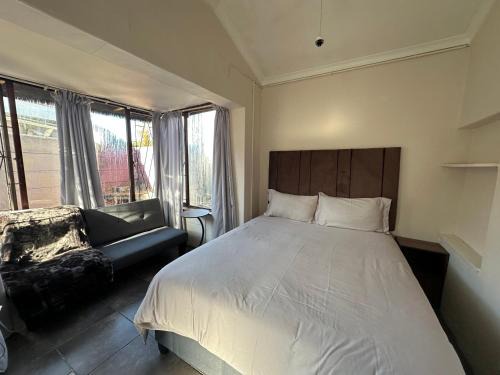 Parow North Apartment | Suite Dreams Cute Studio Flat