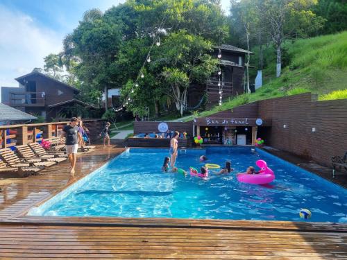 Governador Celso Ramos Hotel | Suite Farol do Arvoredo