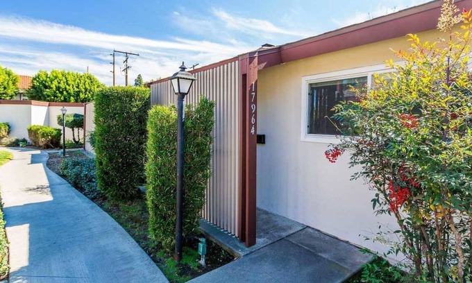 Tustin Apartment | Suite in the Heart of Tustin