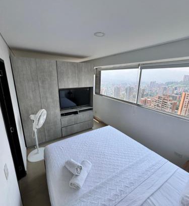 El Tesoro Apartment | Suite Moderna y de lujo con la mejor vista a la ciudad - Poblado Medellín