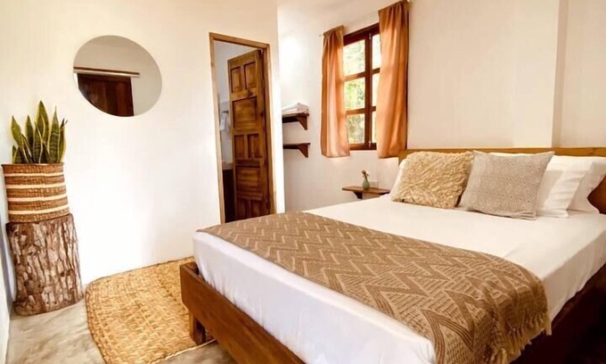 Montanita Apartment | Suite Nias @Casa Barona en el Surf Point