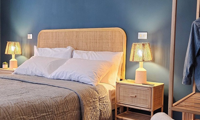 Pompei Apartment | Suite No. 5. Elegant 45sqm in the principal square - 5 min from the Ruins