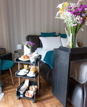 Aversa Bed & Breakfast | Suite room