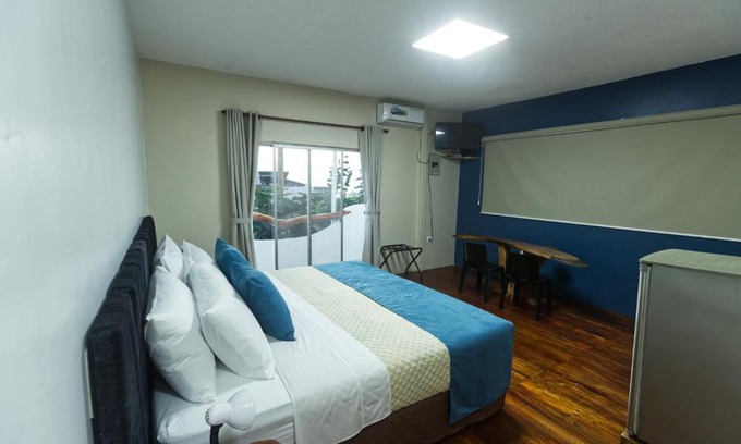 Puerto Baquerizo Moreno Apartment | Suite Tierra, Reconnect with your roots