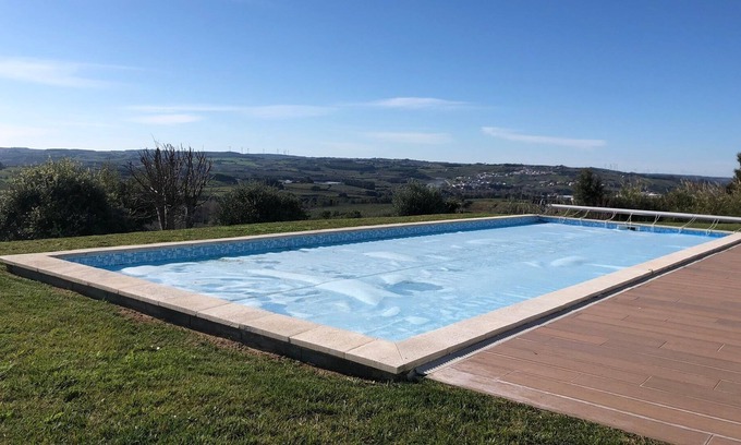 Carvalhal Apartment | Suite to rent in countryside family home