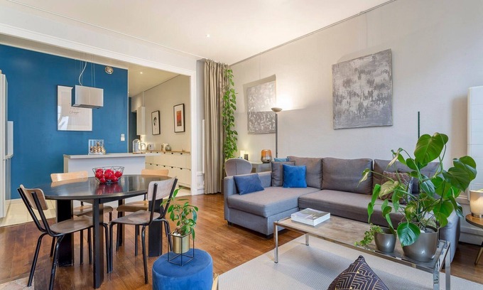 Republique - Tolstoi Apartment | Suite Tolstoï - Appartement calme et lumineux