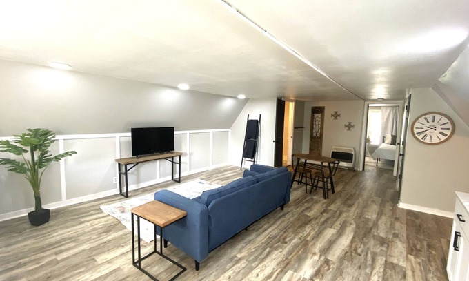 Pekin House | Suites #3