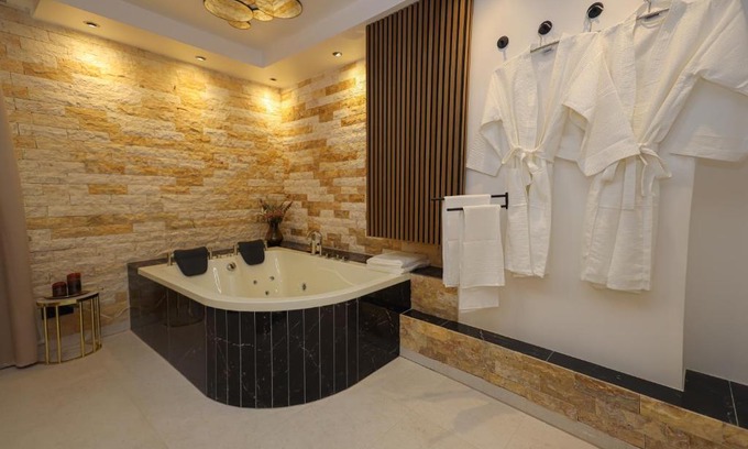 Aachen Hotel | Suites Aix la Chapelle, Exclusive Apartments, Wellness and more, Aachen City