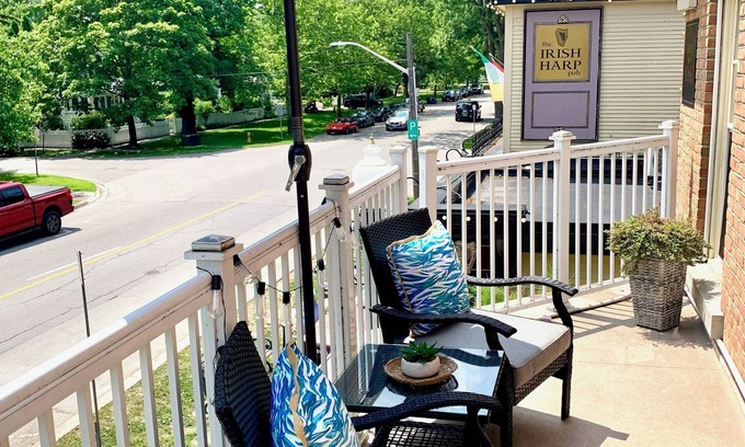 Old Town Historic District Apartment | Suites On King