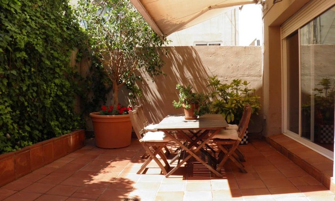 Sant Gervasi – la Bonanova Apartment | Suitur Courtyard Apartment