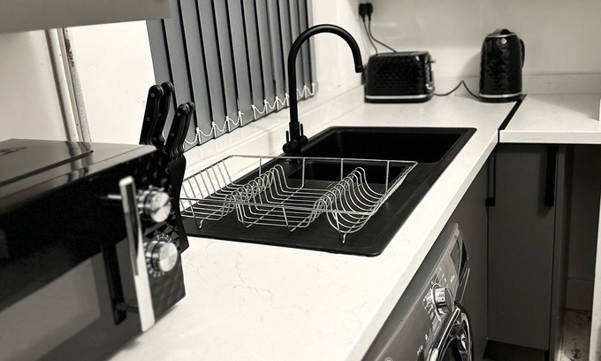 Trafford Apartment | Suja Apartment Manchester Airport