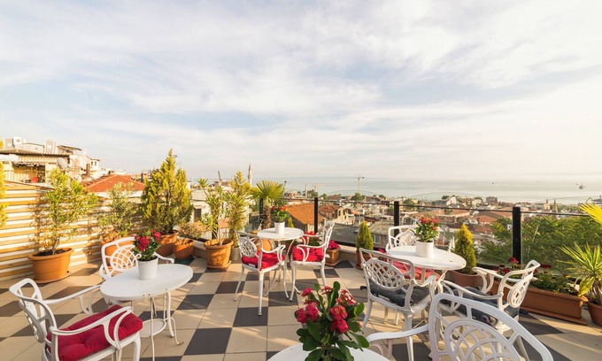 Sultanahmet Apartment | Sultanahmet: Luxury Apartment deluxe-2