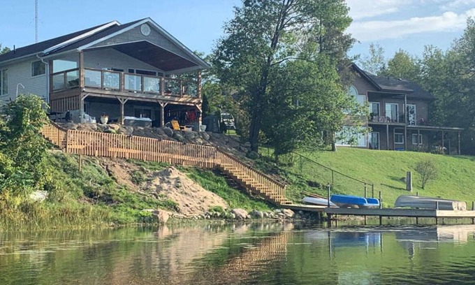 Midland Cottage | Sumac Trail - Modern Waterfront Cottage w/Hot Tub, Pool Table, Watercraft