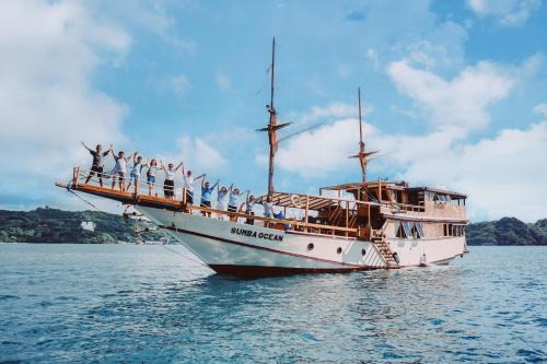 Labuan Bajo Boat Rental | Sumba Ocean