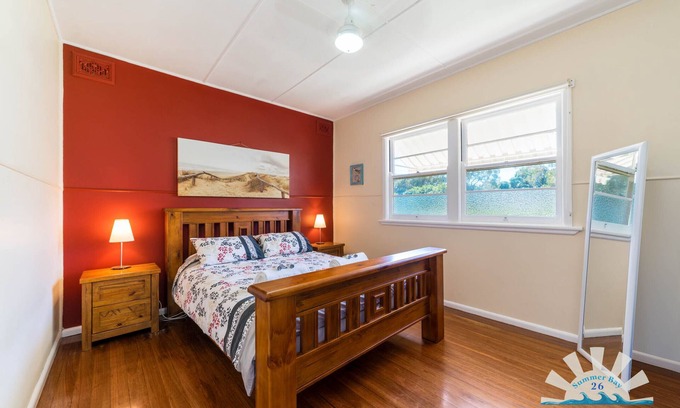 Hat Head House | Summer Bay Cottage Hat Head linen included. Minimum 3 night stay.