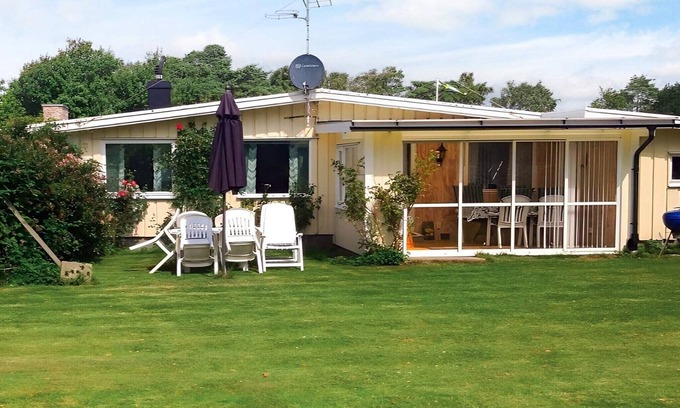 Mellbystrand House | Summer cottage near the beach