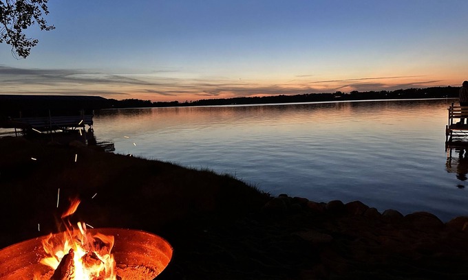 Underwood Cabin | Summer Getaway ☀️ Clean & clear 🧘 Sunset 🌅 Located Pickerel Lake Maine Twp