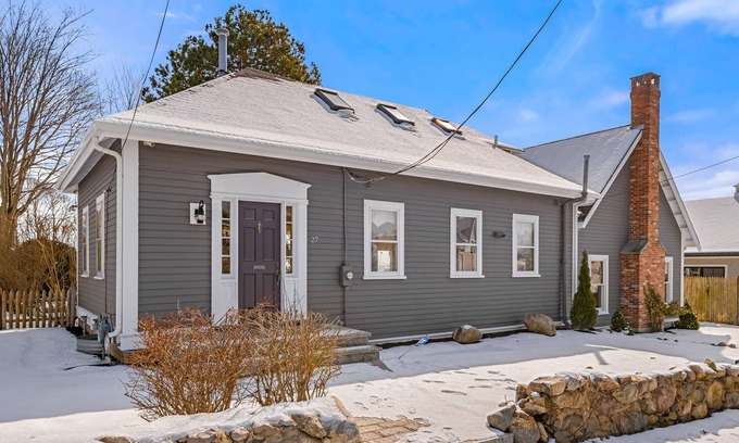 Nahant House | Summer holiday home near beach with foosball table & fenced yard