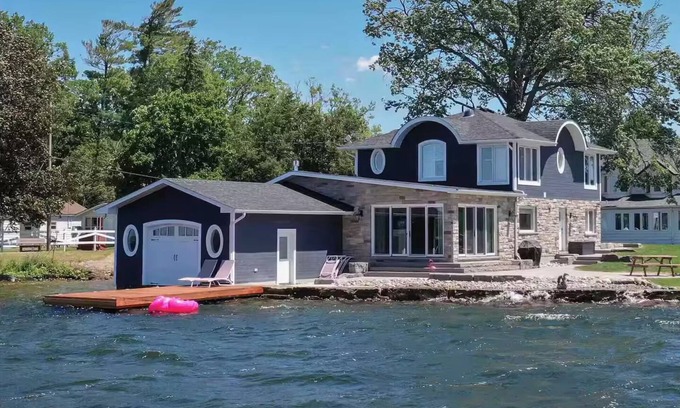 Rosedale Cottage | Summer Lake Paradise | Unforgettable Sunset Views