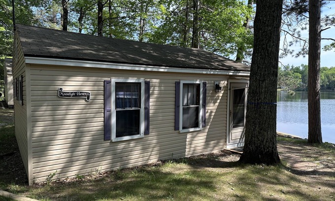 Lake Tomahawk Cabin | Summer lake side cabins!