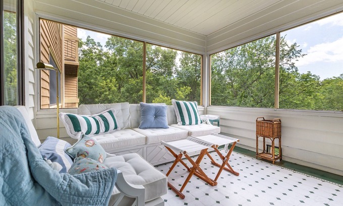 The Galena Territory Condo | Summer Lake Views! King Bed, Screened Porch, Pool Access - Amazing Reviews!