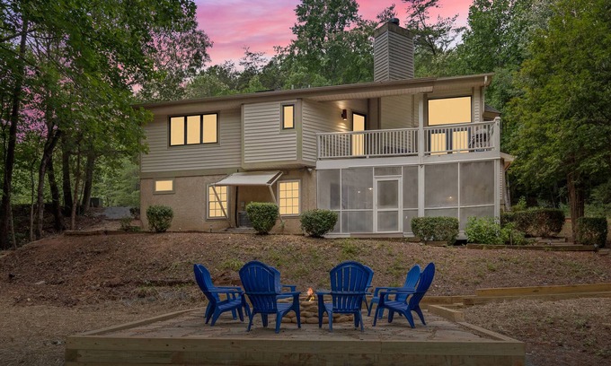 Lake Lure House | Summer Morning - Resort access, 4 bd/3.5 ba, fire pit - Mr. Lake Lure Vacation Rentals