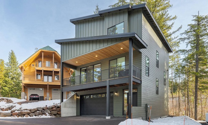 Government Camp Cabin | Summer perfect basecamp, close to lakes,hiking, skiing
